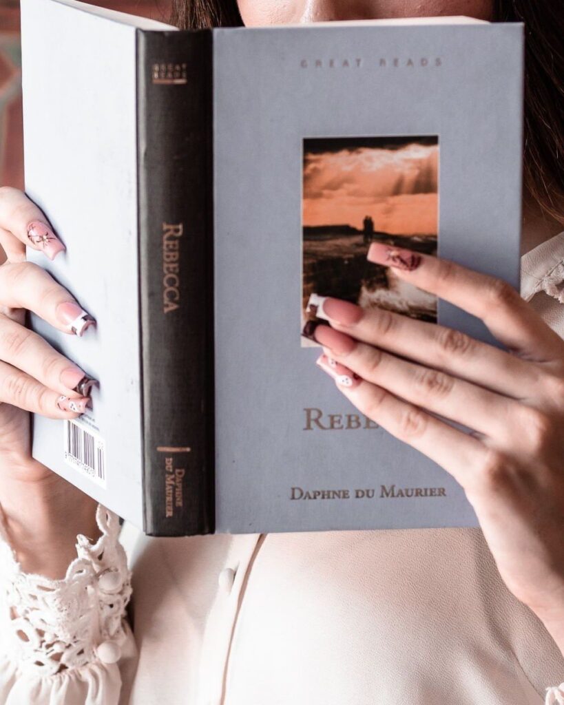 Rebecca by Daphne du Maurier